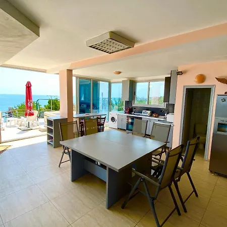 Casa de hóspedes Jackie 4*