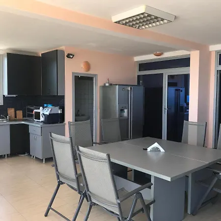 Jackie 4* Golden Sands