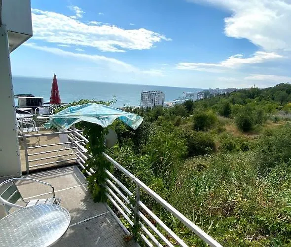 Jackie גולדן סנדס