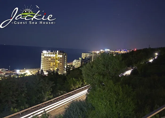 Къща за гости Jackie 4*