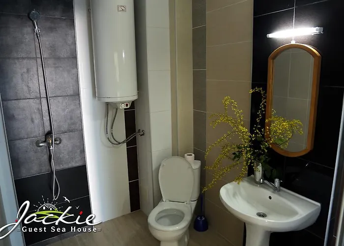 Къща за гости Jackie Златни пясъци