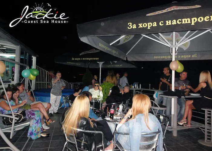 Къща за гости Jackie 4*