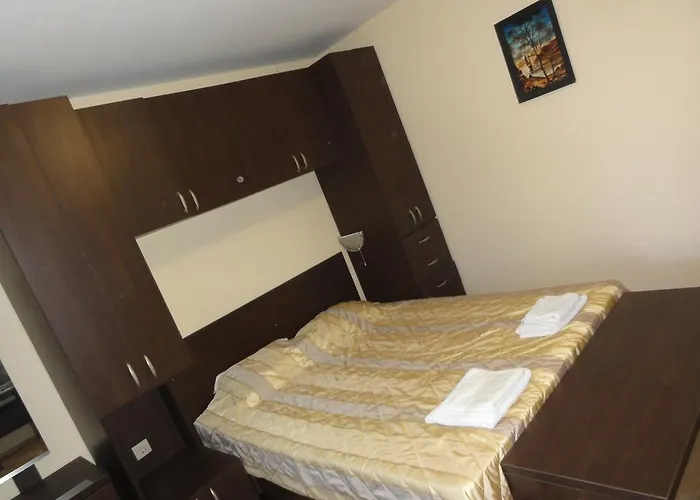 Jackie 4* גולדן סנדס