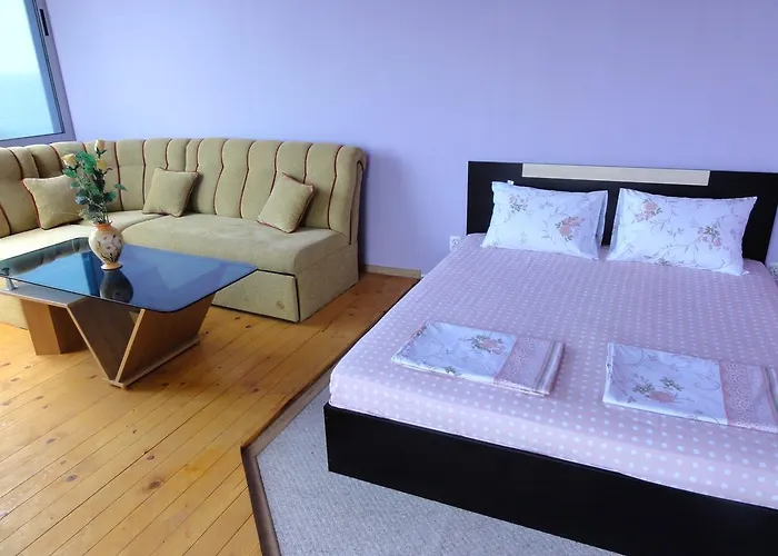 Jackie גולדן סנדס