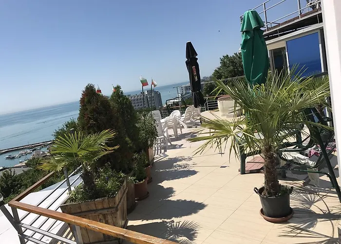 Къща за гости Jackie