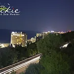 Къща за гости Jackie 4*