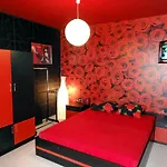 Jackie 招待所 金沙